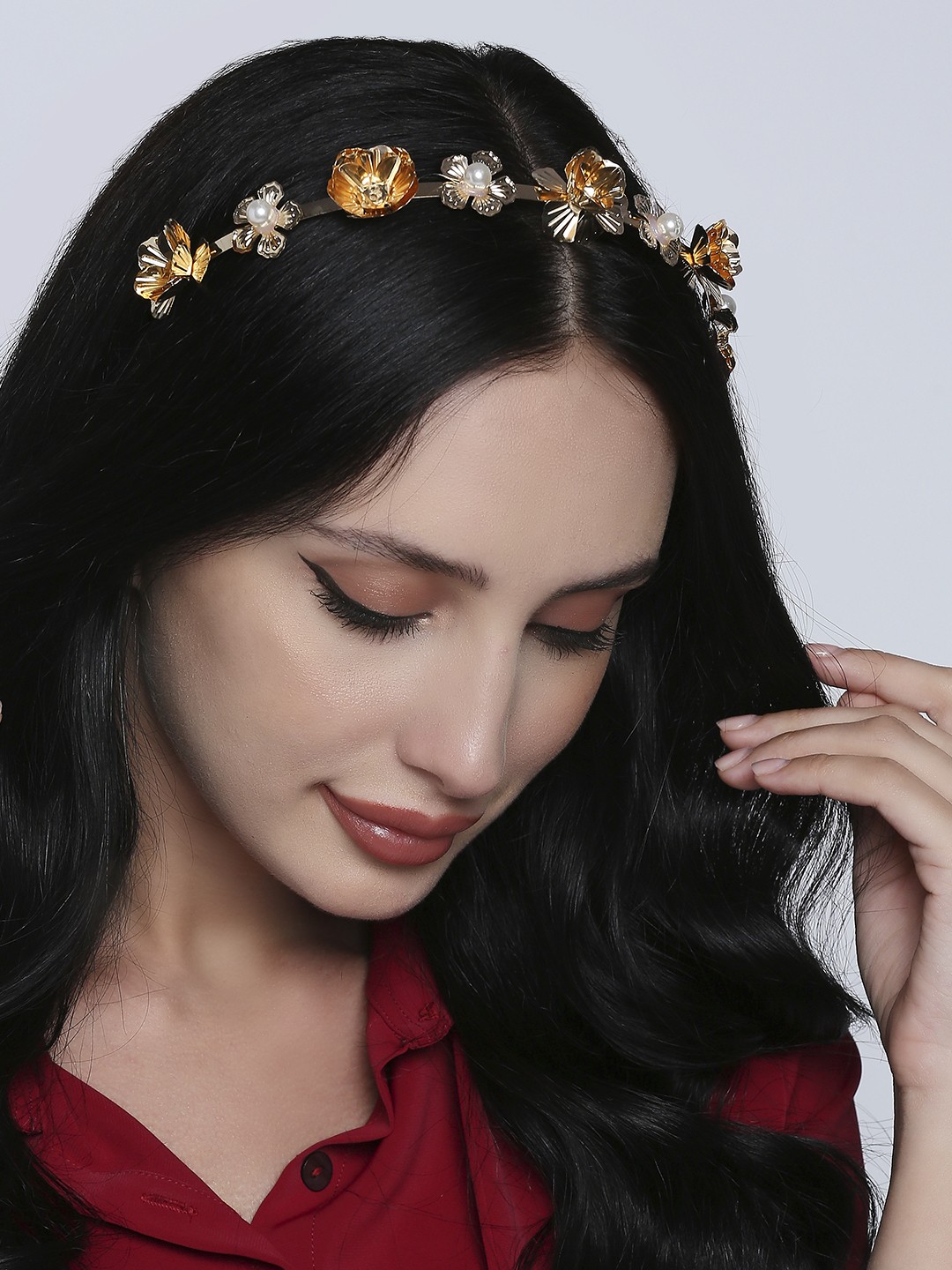 

OOMPH Women Gold-Toned & White Embellished Hairband