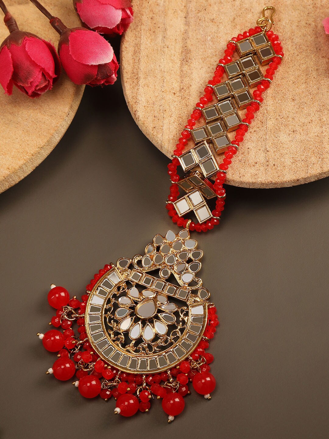 

AccessHer Women Gold-Plated Red Mirror-Studded & Beaded Maangtika