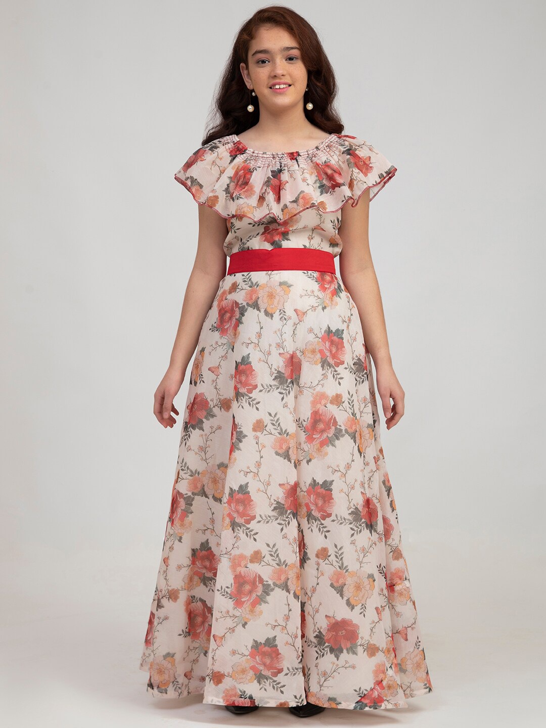 

Bitiya by Bhama Off White & Red Floral Print Maxi Dress