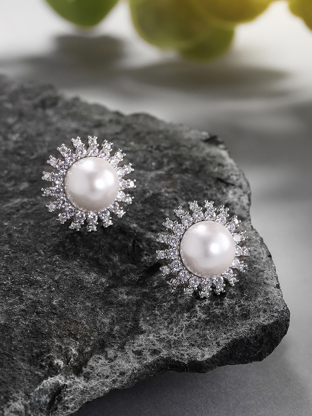 

Peora Silver-Plated & White Circular Studs Earrings
