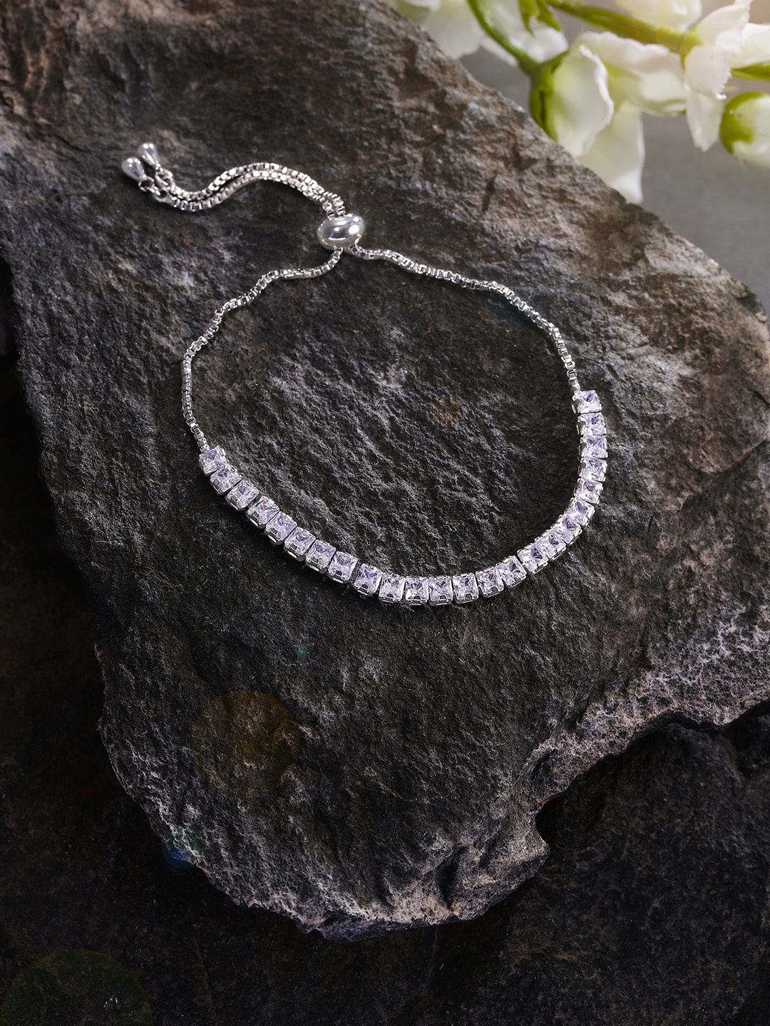 

Peora Women Cubic Zirconia Silver-Plated Charm Bracelet