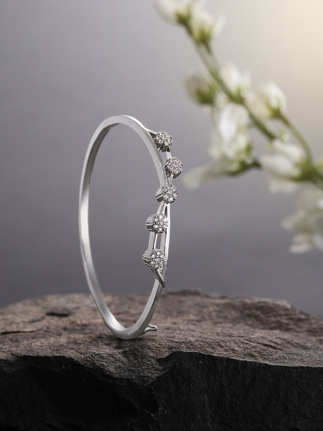 

Peora Women Silver-Toned Cubic Zirconia Silver-Plated Kada Bracelet