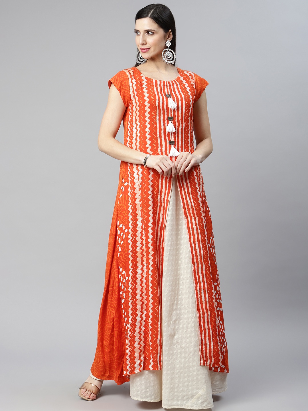 

AMIRAS INDIAN ETHNIC WEAR Orange & White Striped Ethnic A-Line Maxi Dress