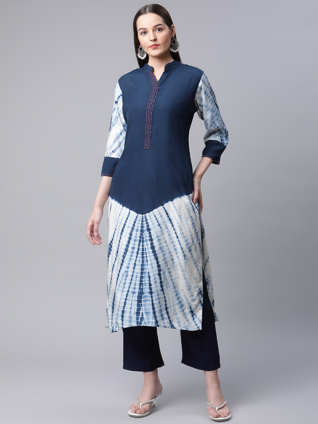 

AMIRAS INDIAN ETHNIC WEAR Women Navy Blue Colourblocked Kurta with Trousers