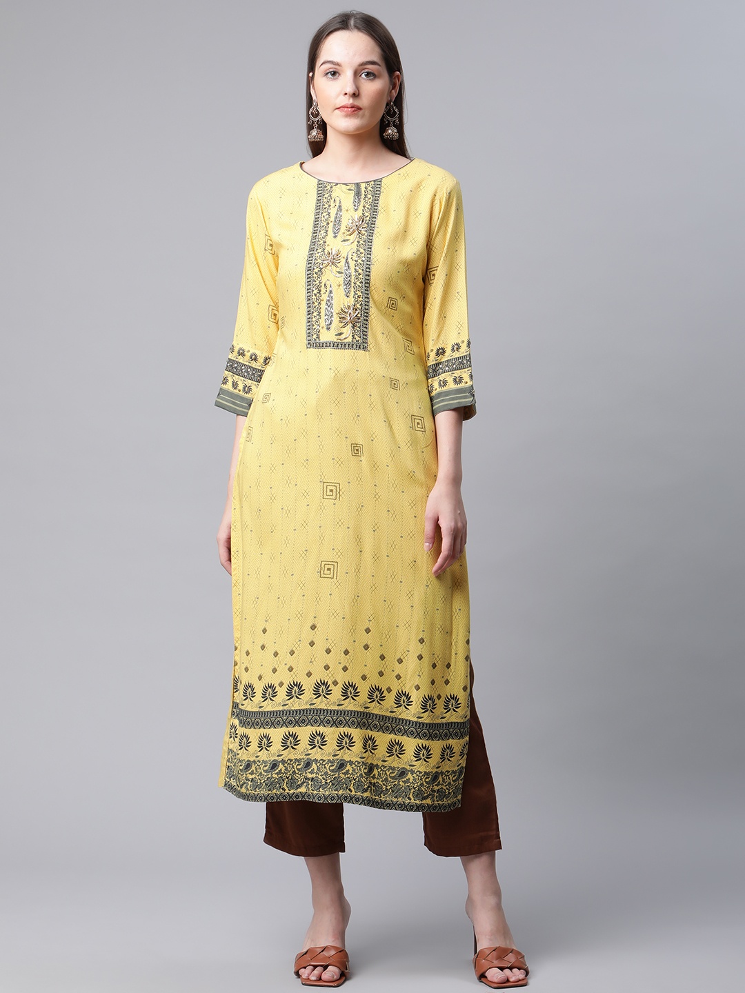 

AMIRAS INDIAN ETHNIC WEAR Women Yellow Floral Yoke Design Kurta with Trousers
