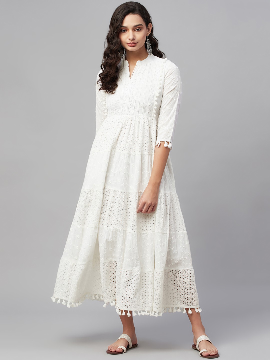 

AMIRAS INDIAN ETHNIC WEAR White Ethnic Motifs Embroidered Ethnic Maxi Dress