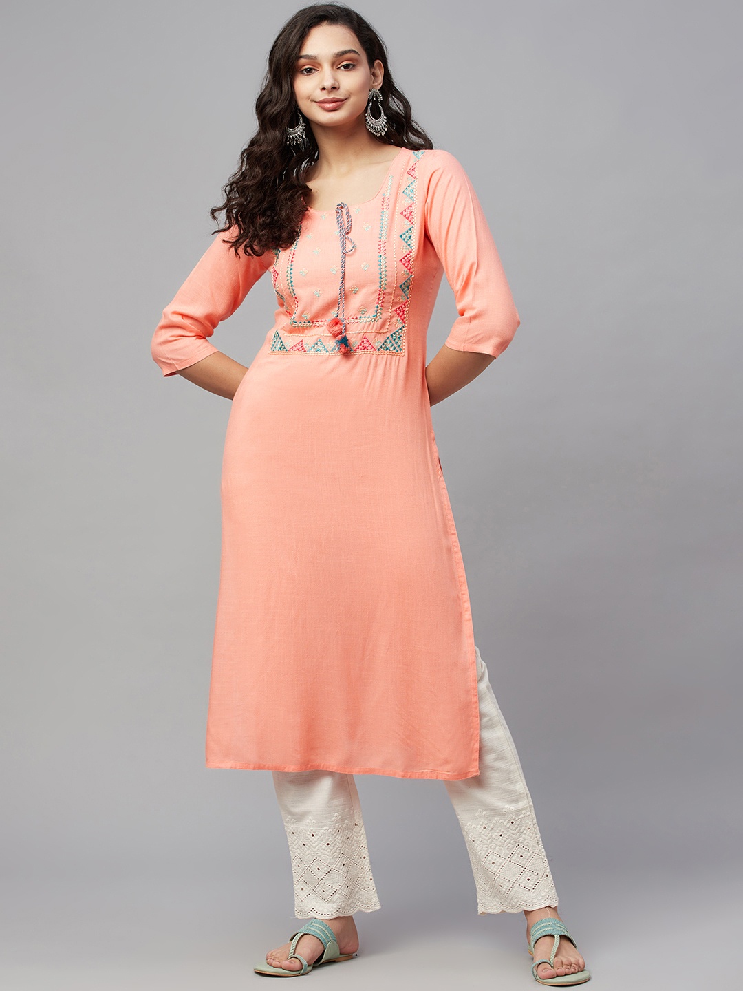 

AMIRAS INDIAN ETHNIC WEAR Women Peach-Coloured Ethnic Motifs Yoke Design Kurta