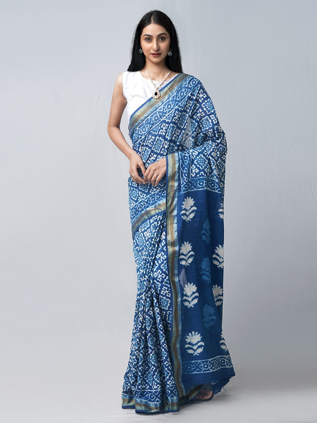 

Unnati Silks Blue & White Ethnic Motifs Pure Cotton Handloom Sustainable Block Print Saree