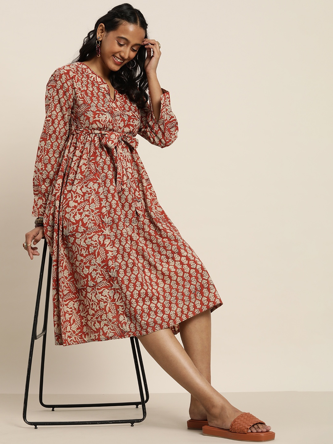 

Taavi Women Rust Red & Off White Bagru Ethnic Printed Pure Cotton A-Line Dress