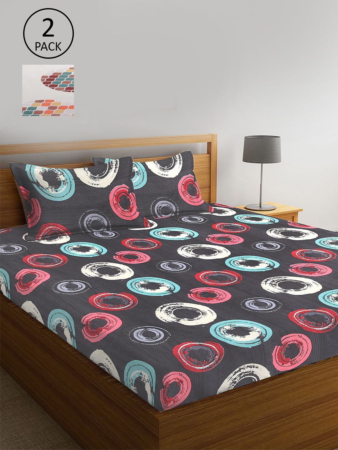 

KLOTTHE Grey & Pink Geometric 210 TC 2 King Bedsheet with 4 Pillow Covers
