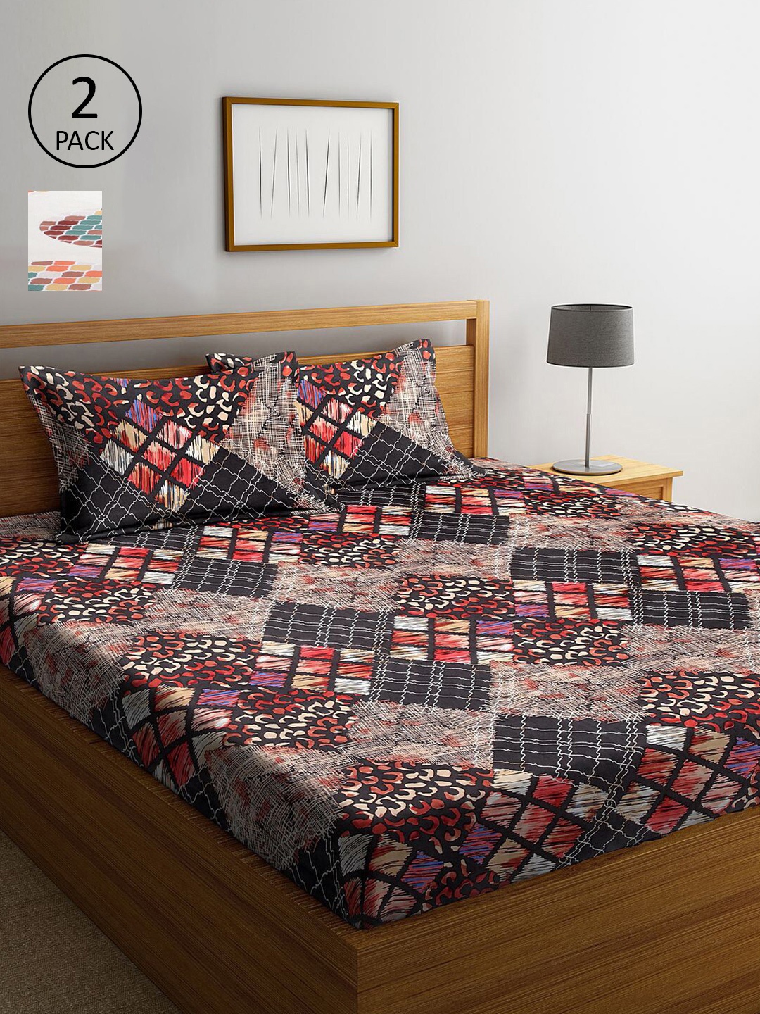 

KLOTTHE Brown & Off-White Geometric 210 TC 2 King Bedsheets with 4 Pillow Covers