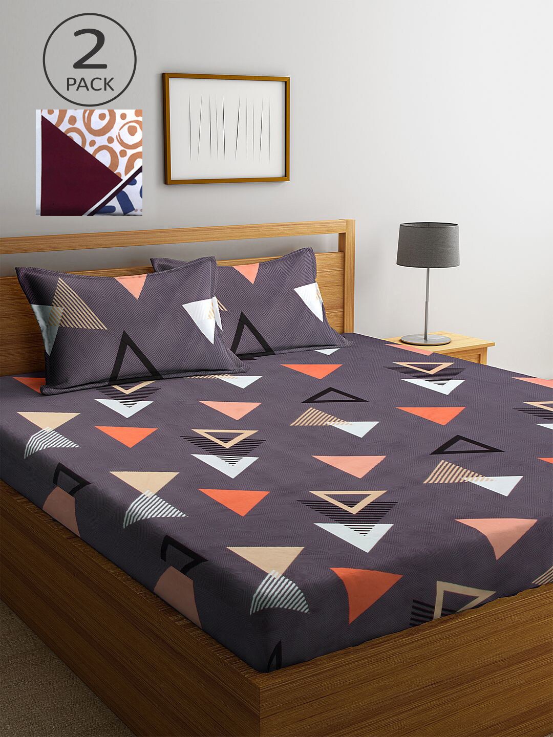 

KLOTTHE Purple & White Geometric 210 TC 2 King Bedsheet with 4 Pillow Covers