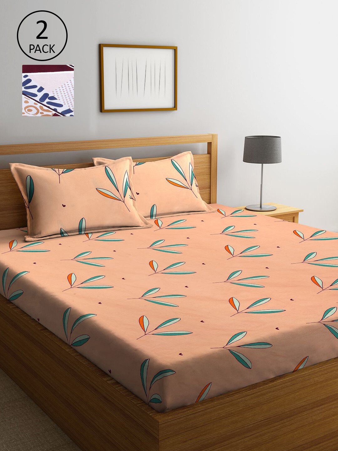 

KLOTTHE White & Peach-Coloured Floral 210 TC 2 King Bedsheet with 4 Pillow Covers