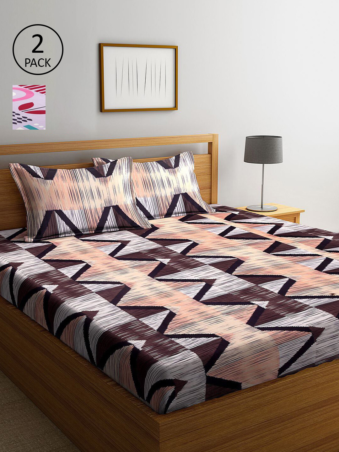 

KLOTTHE Camel Brown & Lavender Geometric 210 TC 2 King Bedsheet with 4 Pillow Covers