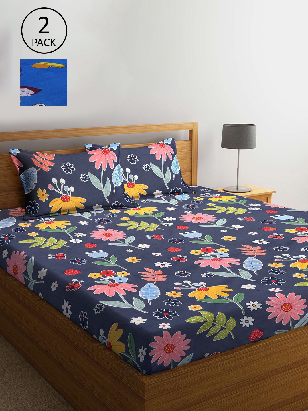 

KLOTTHE Blue & Multicoloured Floral 210 TC 2 King Polycotton Bedsheet with 4 Pillow Covers