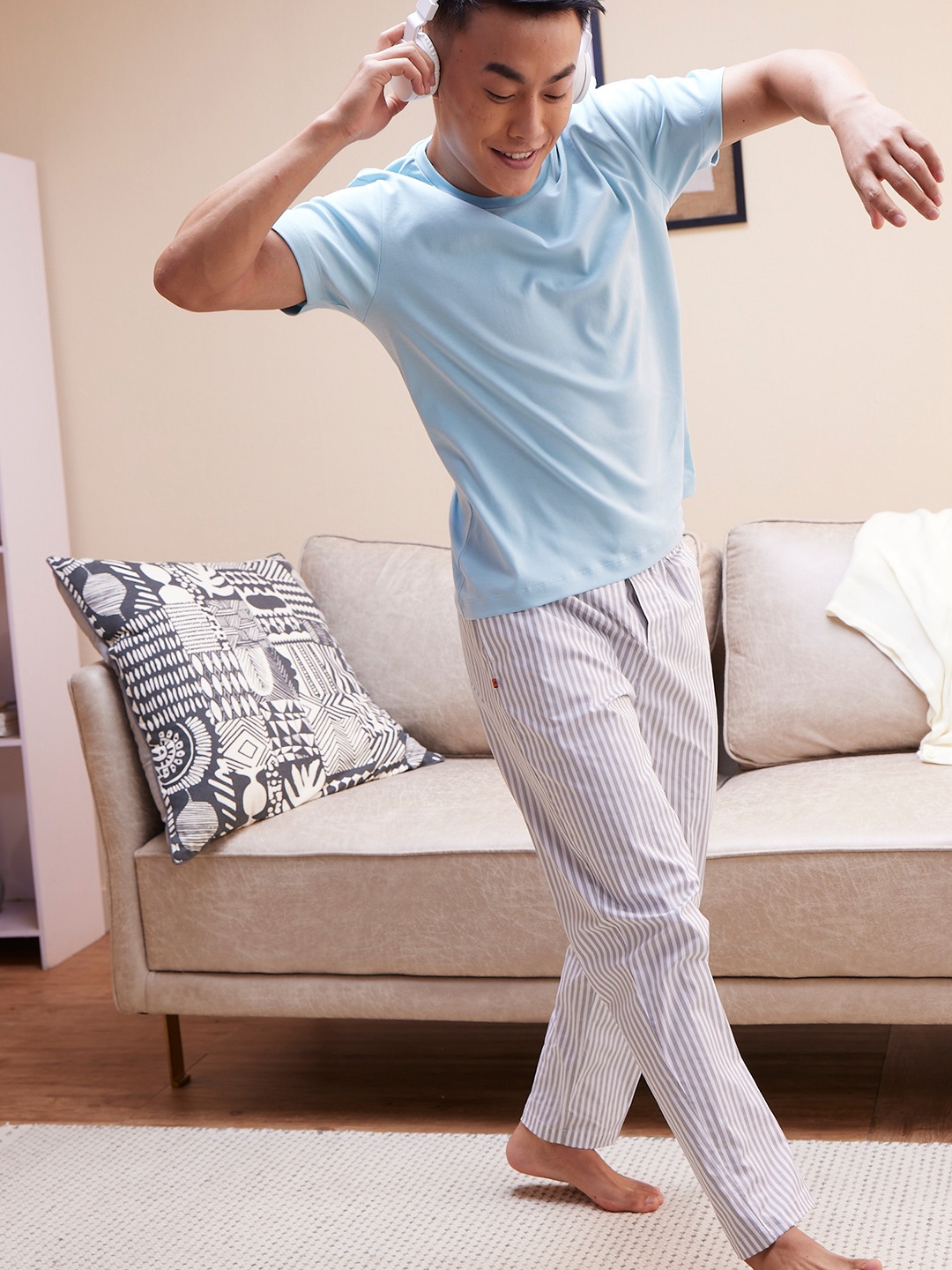 

DAMENSCH Men Grey Striped Lounge Pants