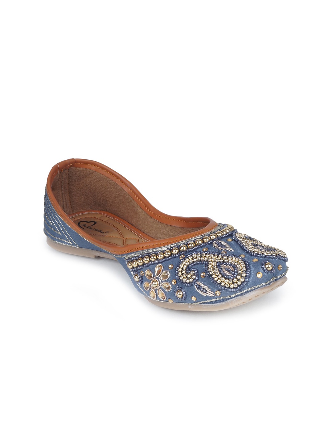 

The Desi Dulhan Women Grey Embellished Ethnic Flats