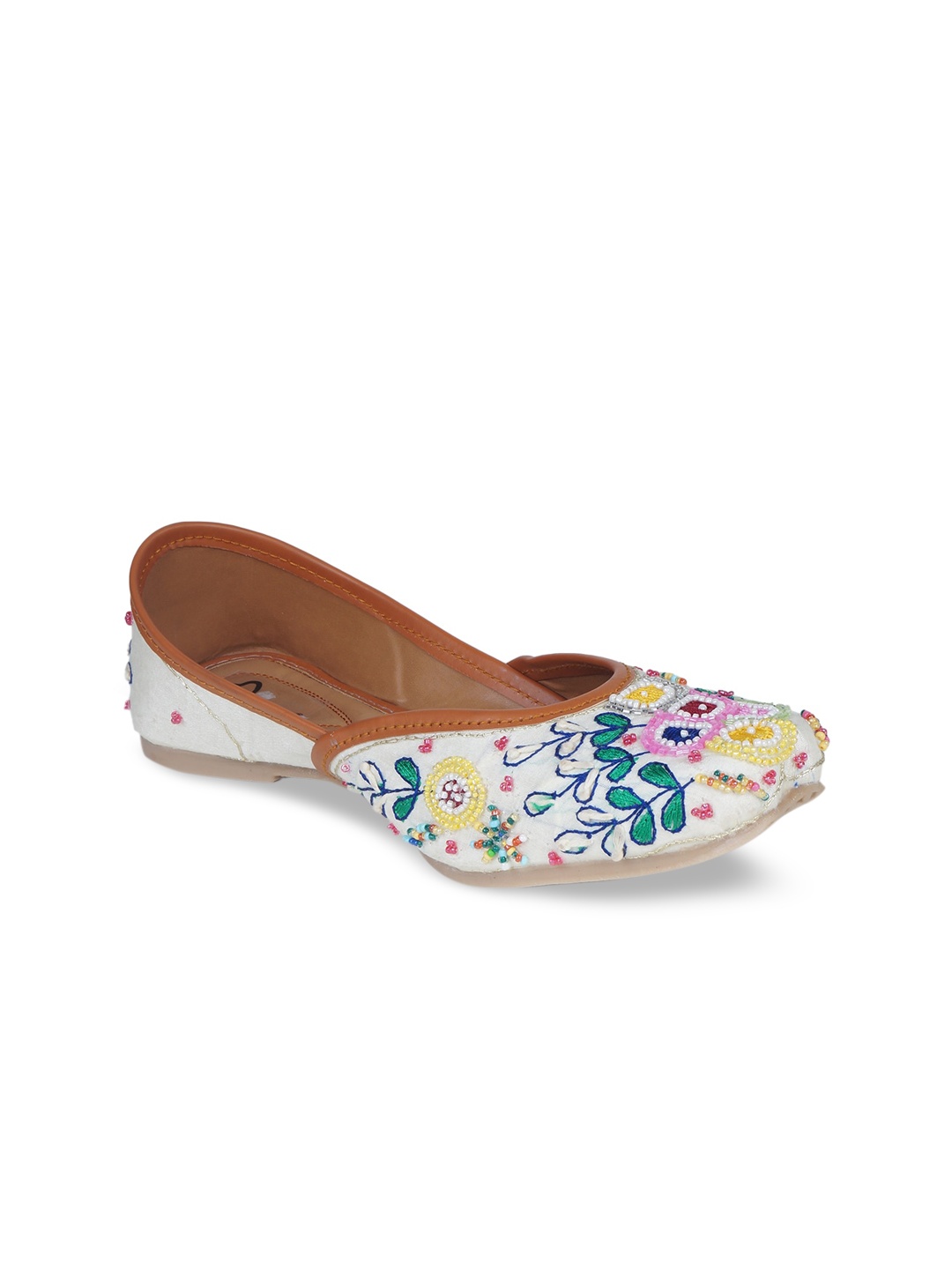 

The Desi Dulhan Women Cream-Coloured Ethnic Embellished Handcrafted Mojaris