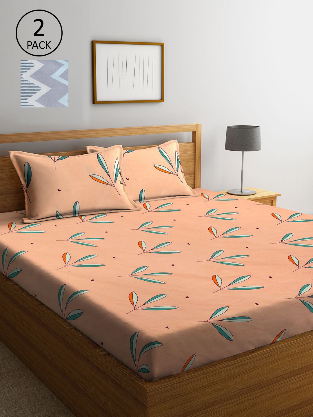 

KLOTTHE 210 TC 2 King Bedsheet with 4 Pillow Covers, Peach