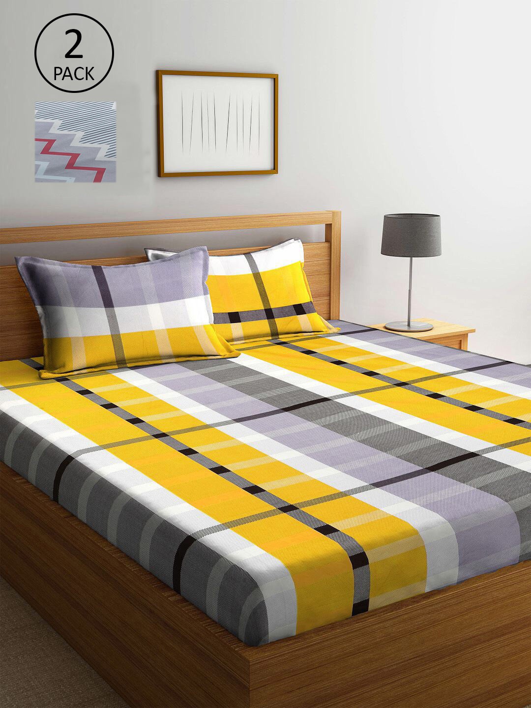 

KLOTTHE Grey & Red Geometric 210 TC 2 King Bedsheet with 4 Pillow Covers