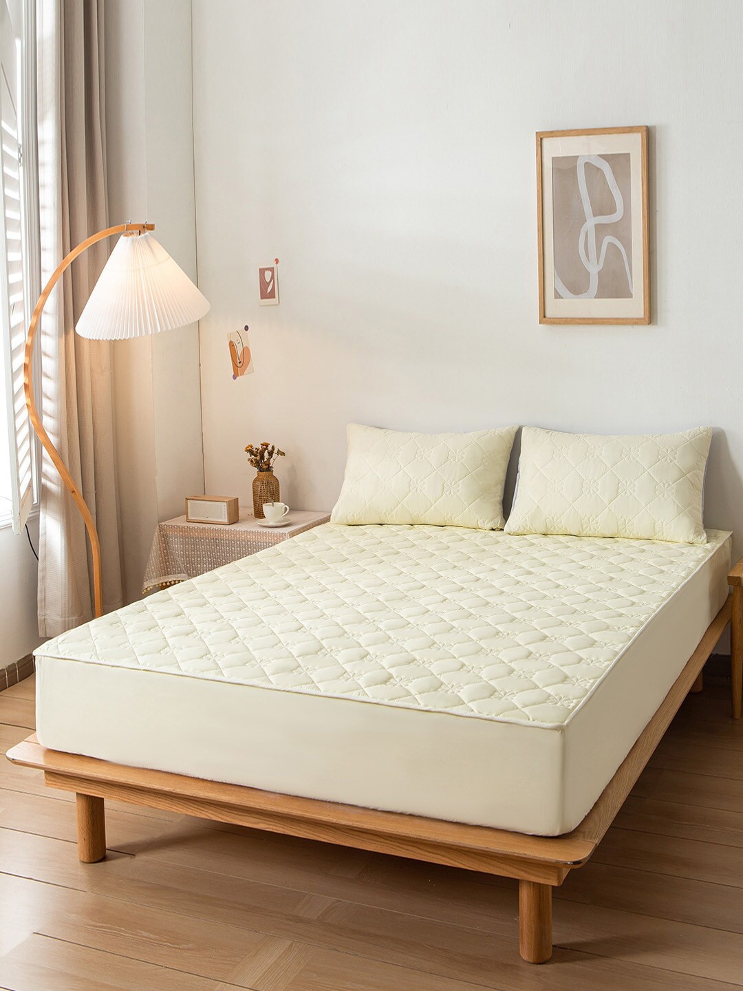 

JC Collection Yellow Solid Double Queen Bed Cover
