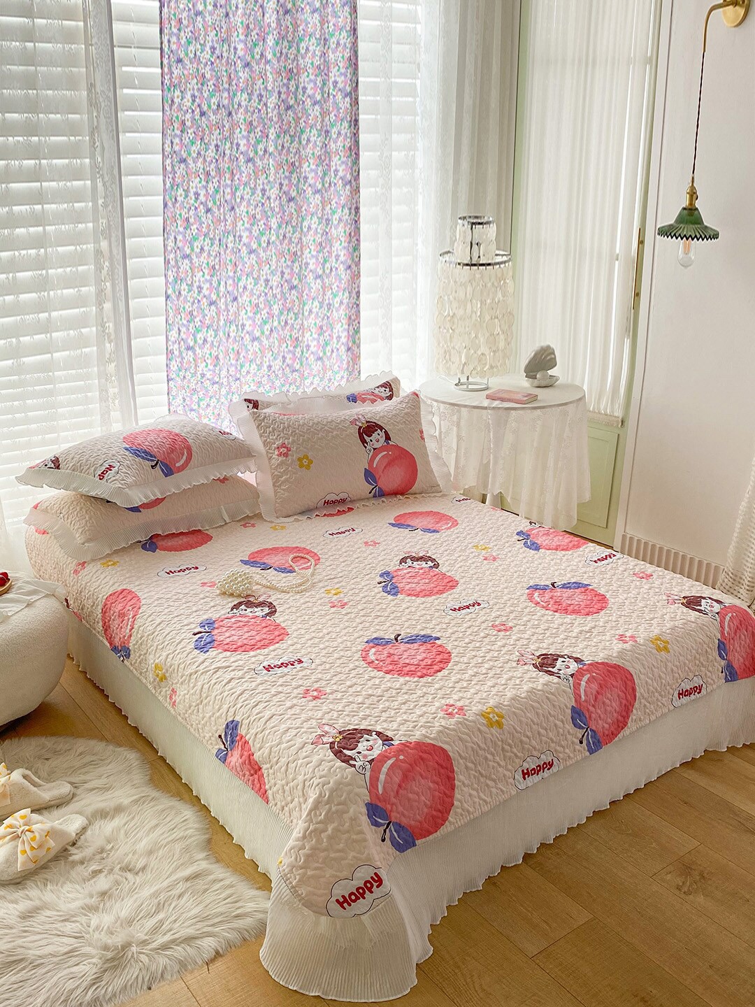 

JC Collection White & Pink Printed Double Queen Bed Cover With 2 Pillow Covers