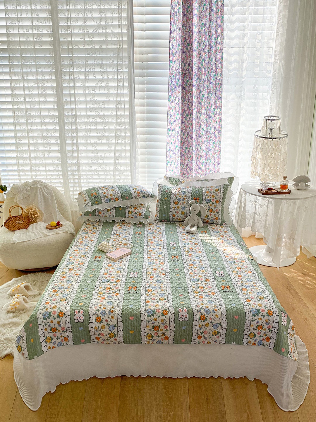 

JC HOME White Mint Green Printed Double King Bed Cover