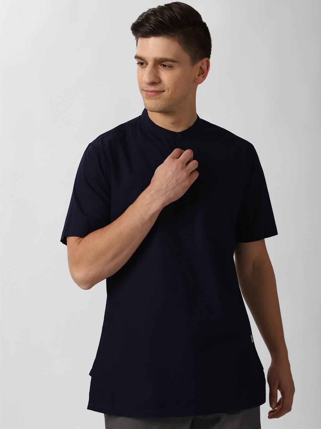 

Peter England Men Navy Blue Solid Cotton Kurta