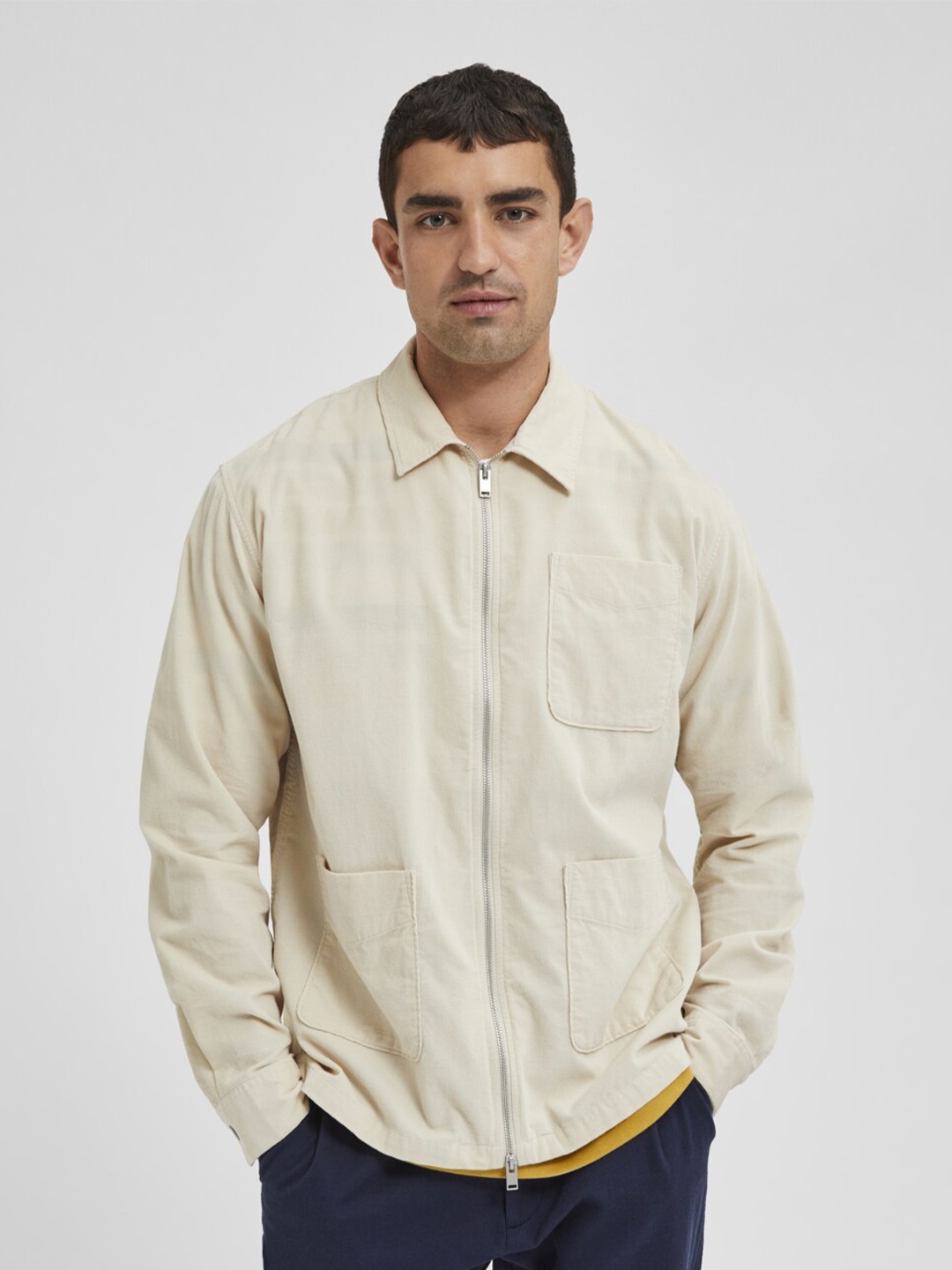 

SELECTED Men Beige Boxy Fit Casual Shirt