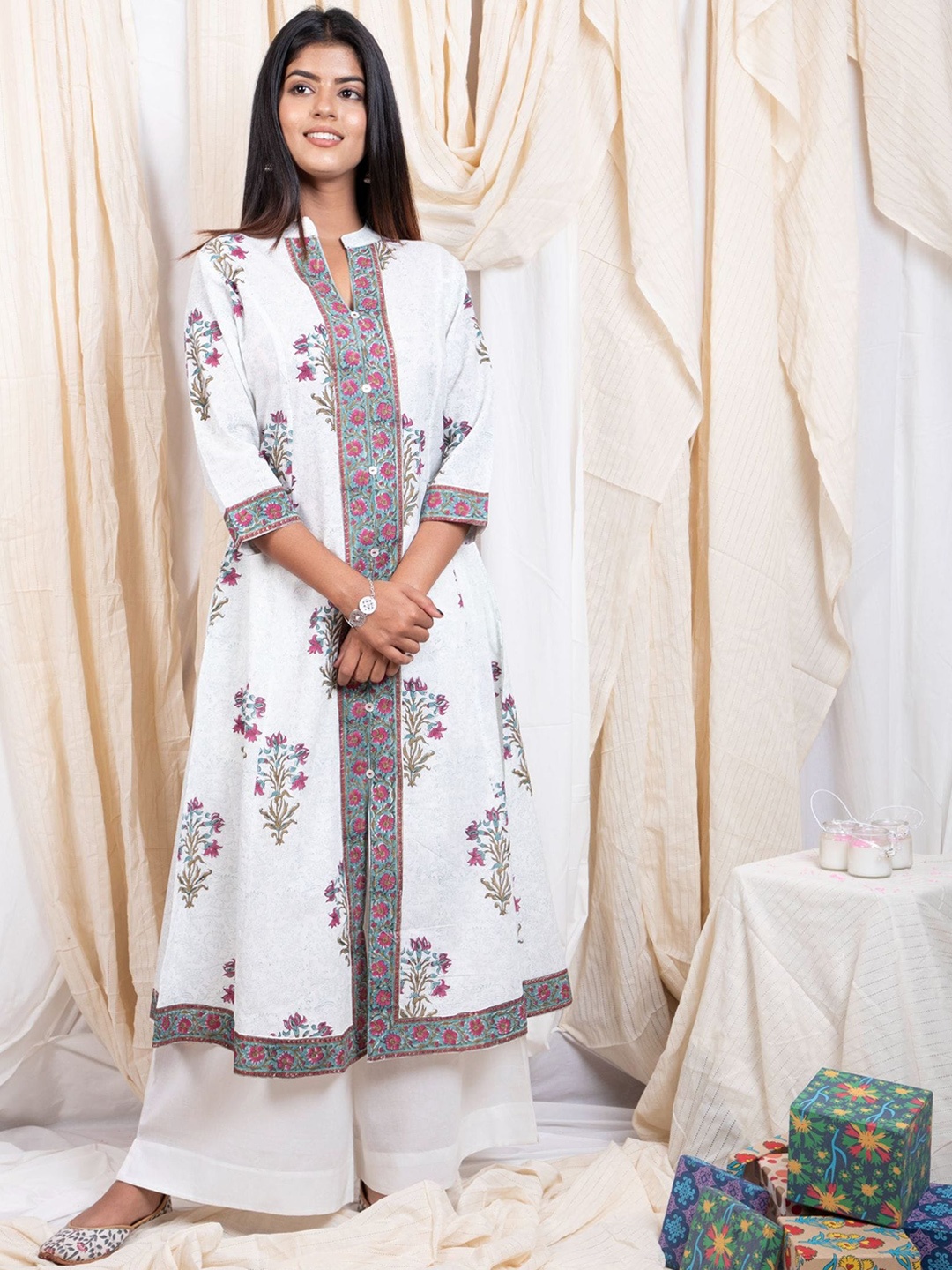 

Shuddhi Women Multicoloured Floral Printed Anarkali Kurta, Multi