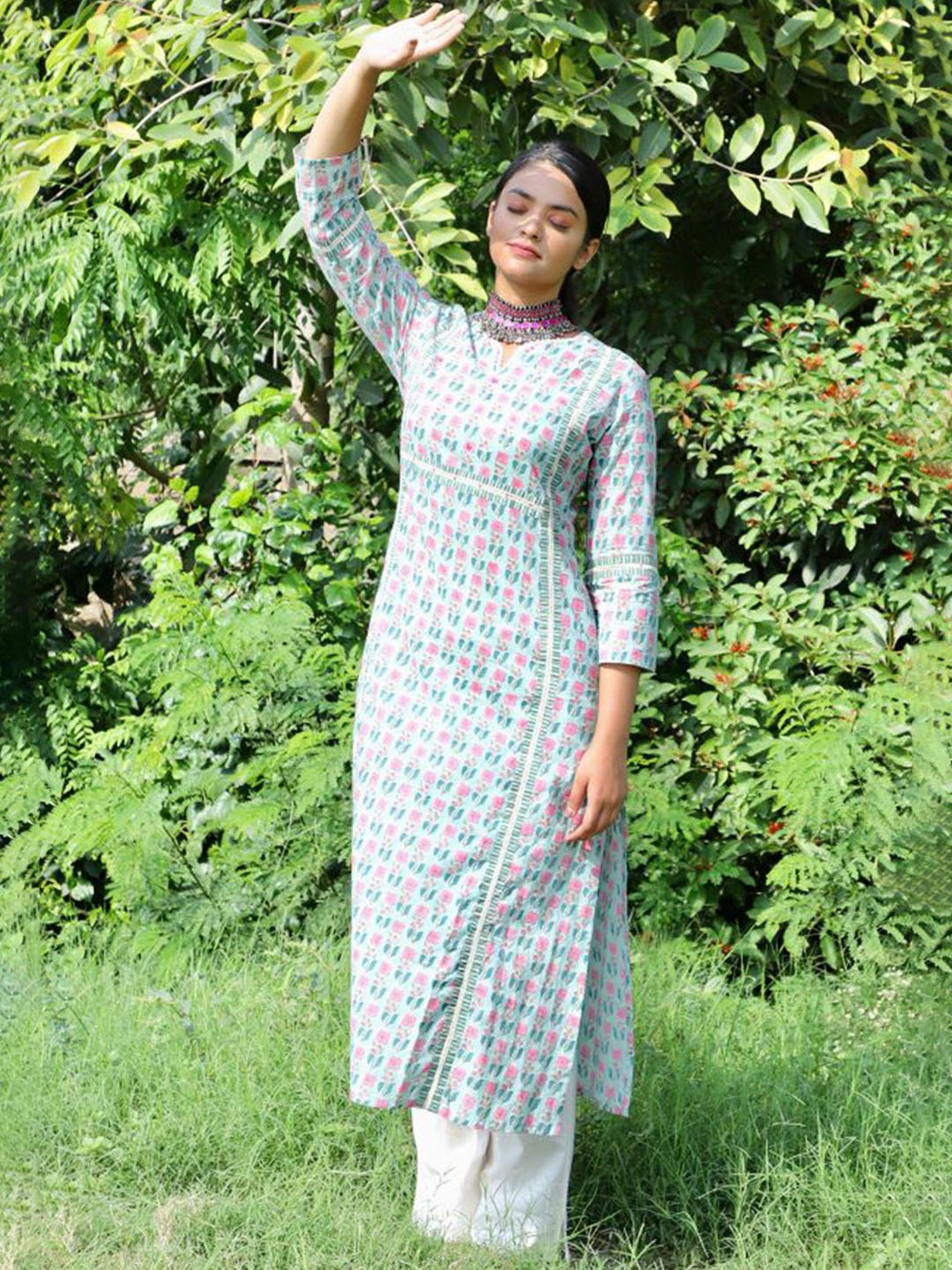 

Shuddhi Women Green Printed Kurta