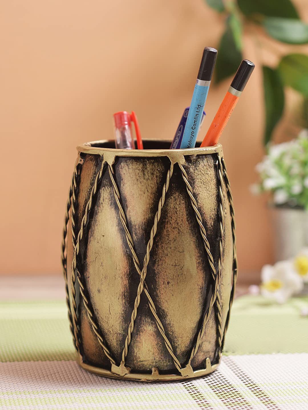

CraftVatika Black & Gold-Toned Handcrafted Iron Dholak Pen Stand Holder Showpiece, Multi