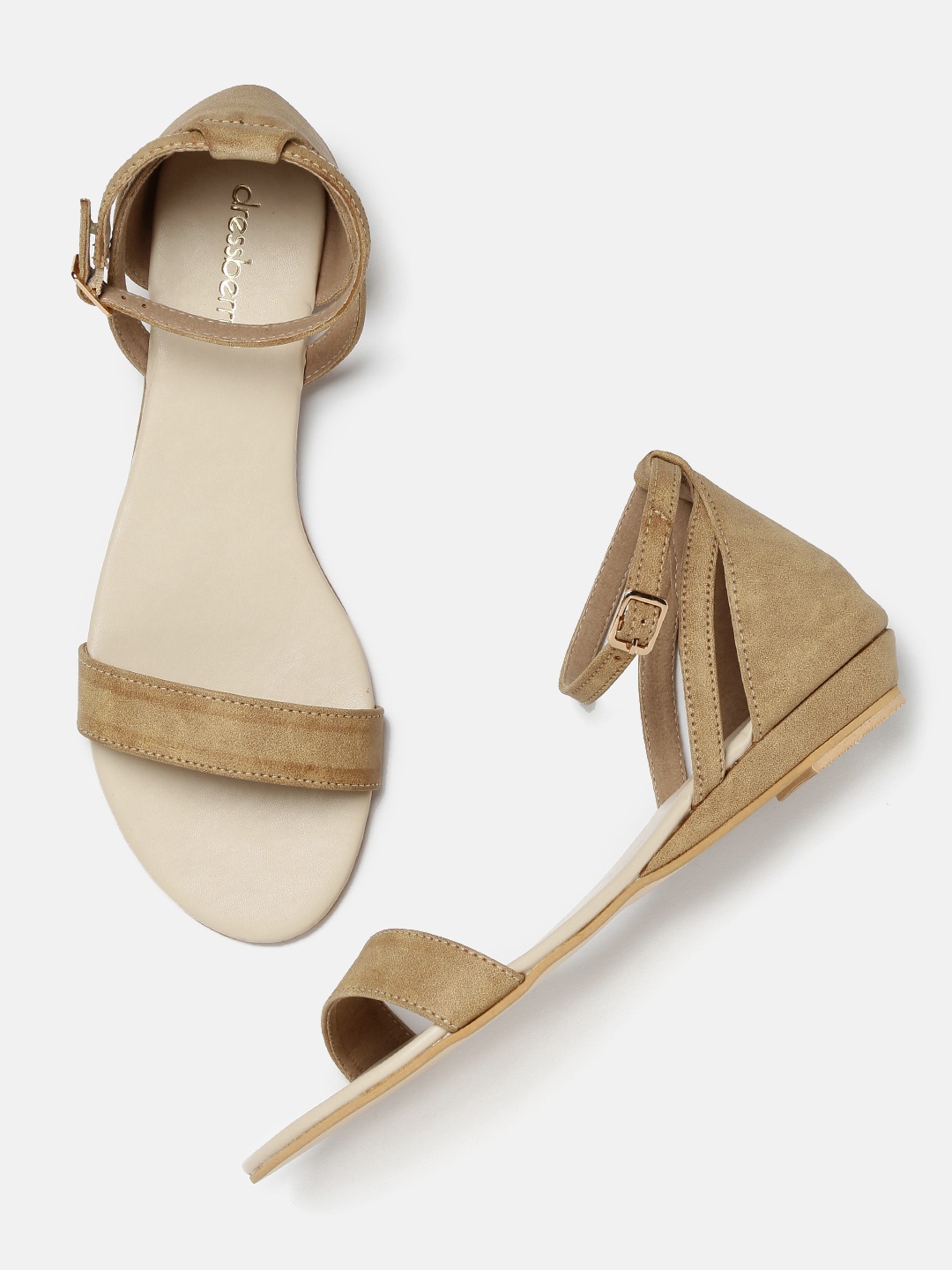 

DressBerry Women Beige Flats