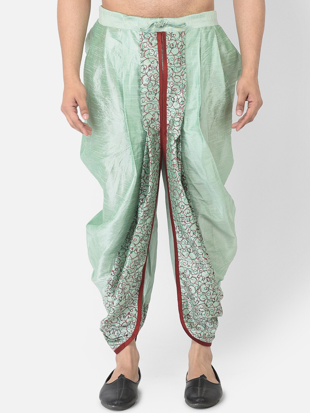 

DEYANN Men Green & Red Printed Dupion Silk Dhoti