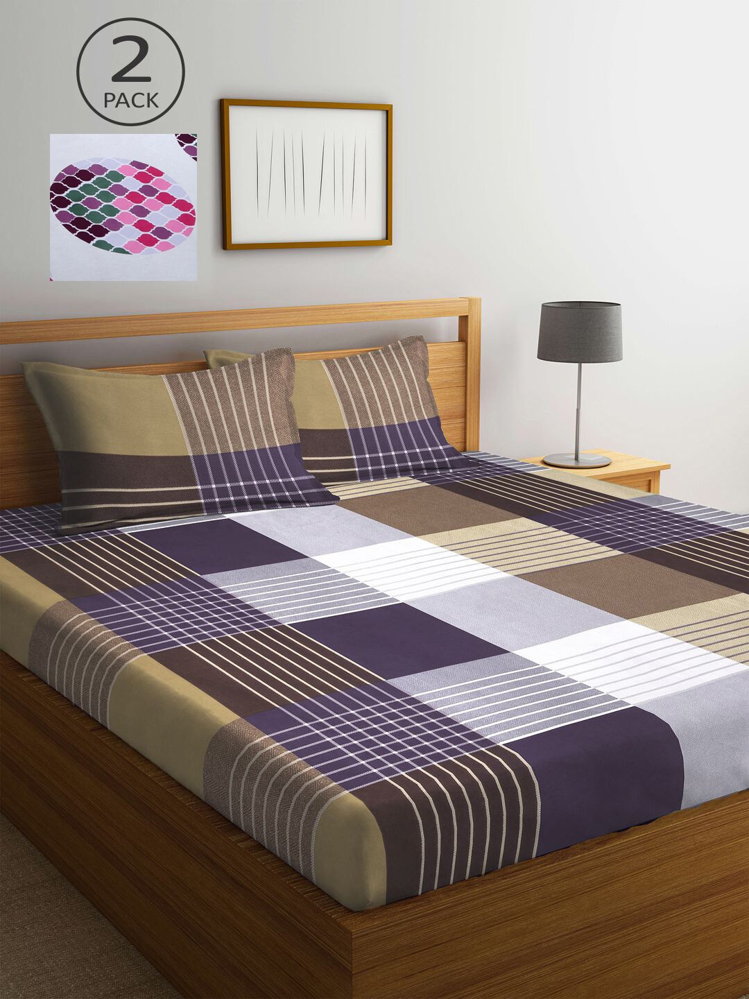 

KLOTTHE Beige & White Geometric 210 TC 2 King Bedsheet with 4 Pillow Covers
