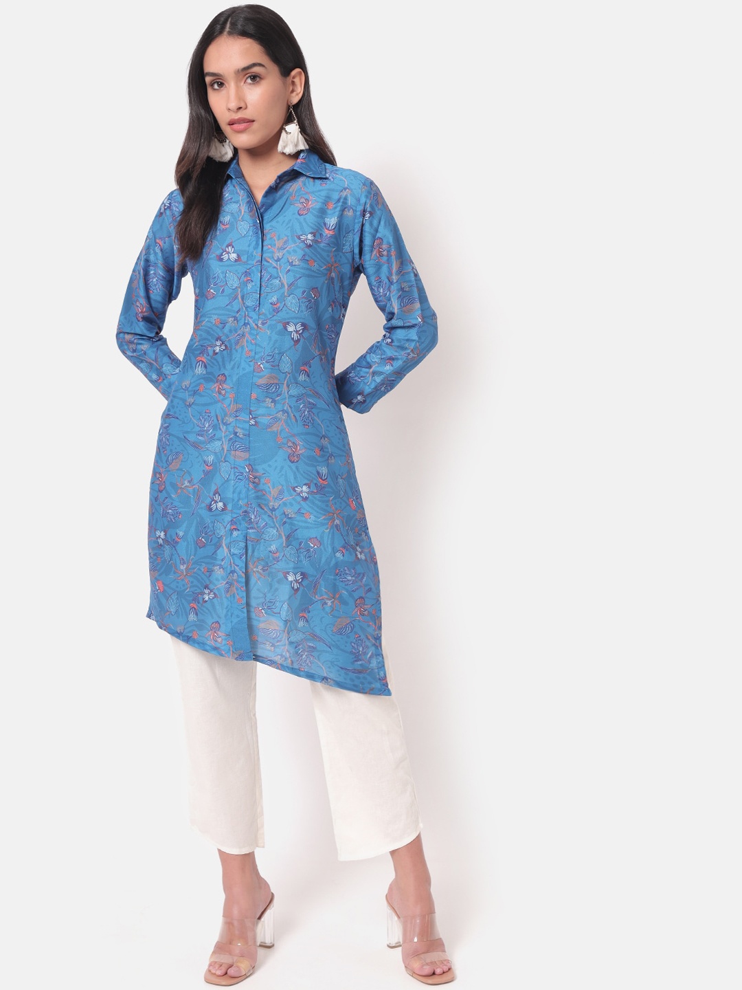 

Saaki Women Blue Ethnic Motifs Printed Kurta