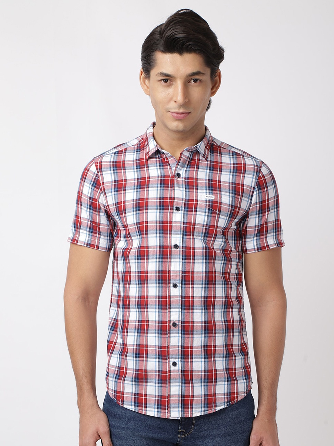 

Wrangler Men Red Slim Fit Tartan Checked Cotton Casual Shirt