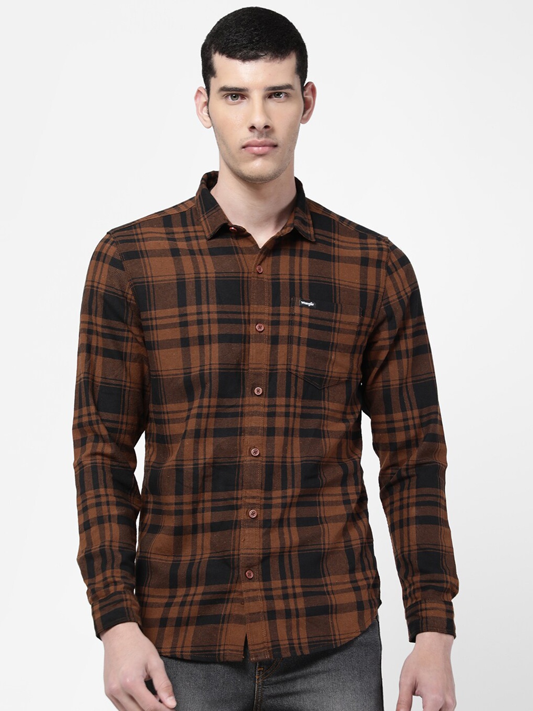 

Wrangler Men Brown Slim Fit Tartan Checks Checked Casual Shirt