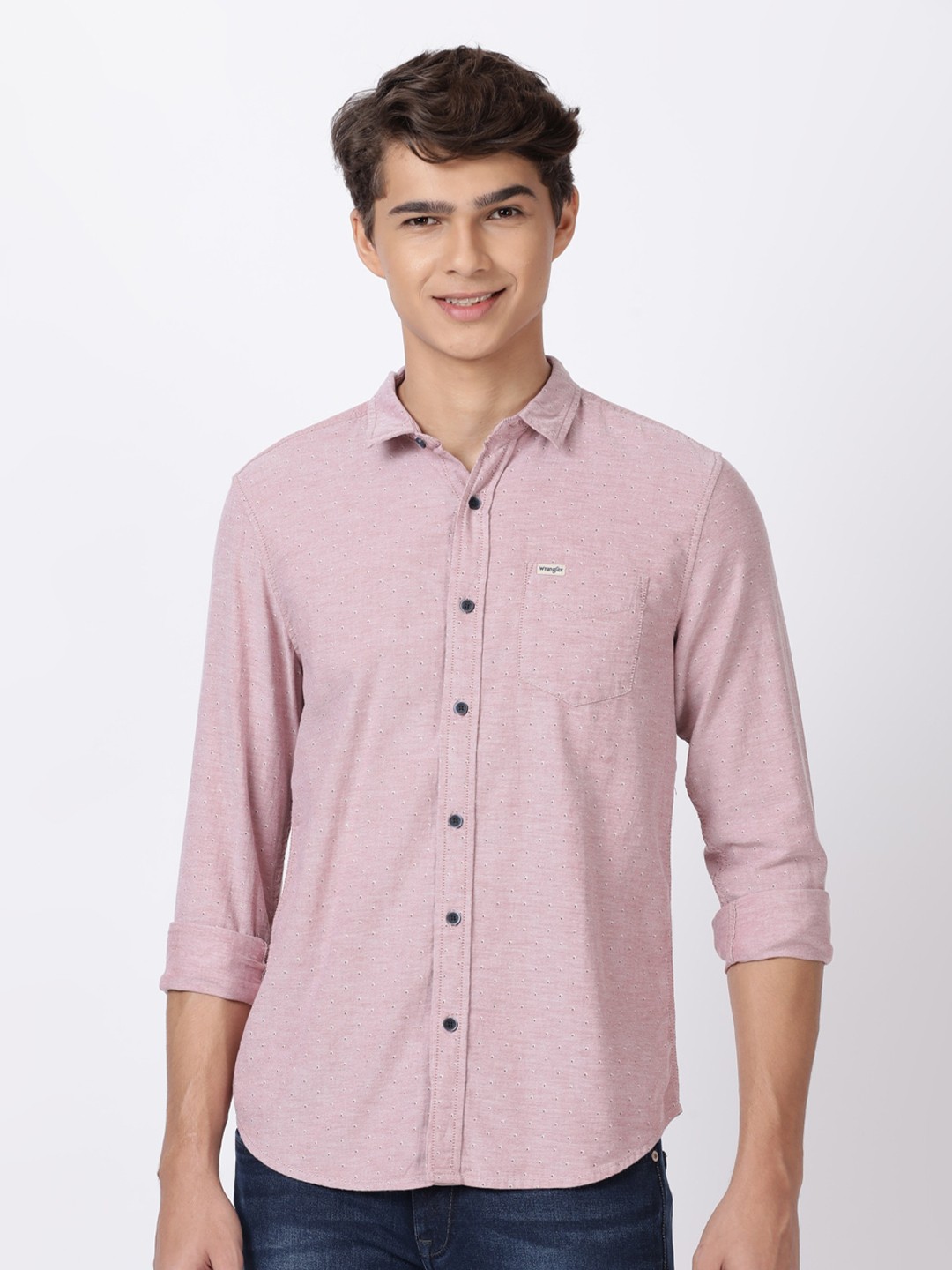 

Wrangler Men Peach-Coloured Slim Fit Cotton Casual Shirt