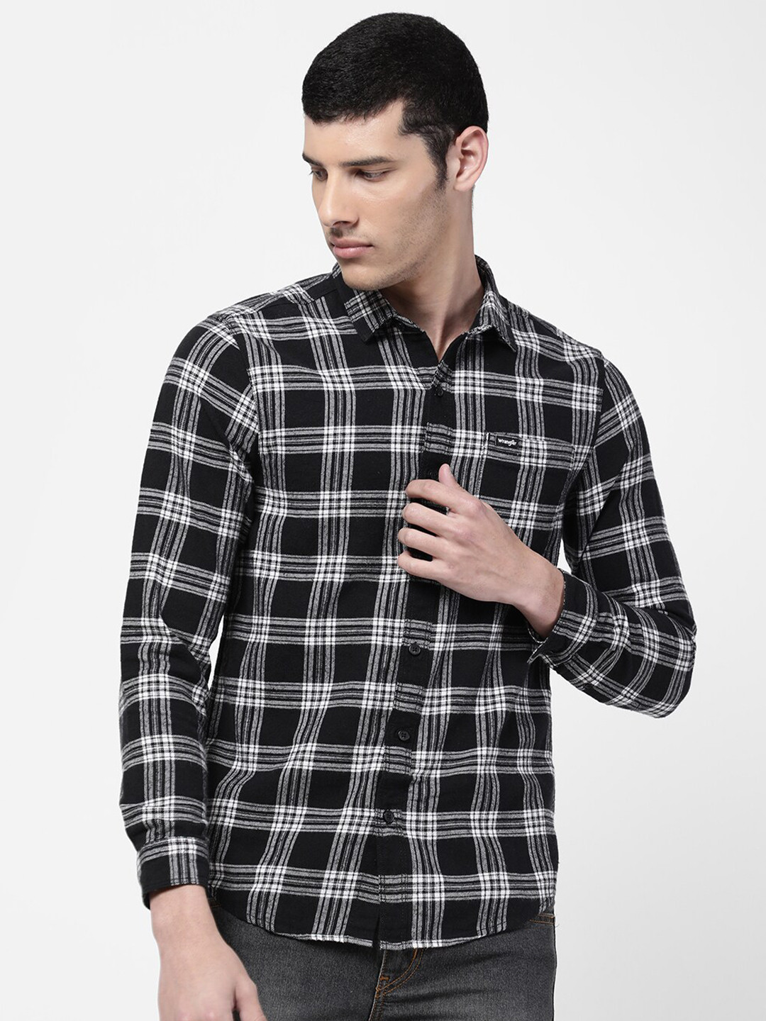 

Wrangler Men Black Slim Fit Tartan Checked Cotton Casual Shirt
