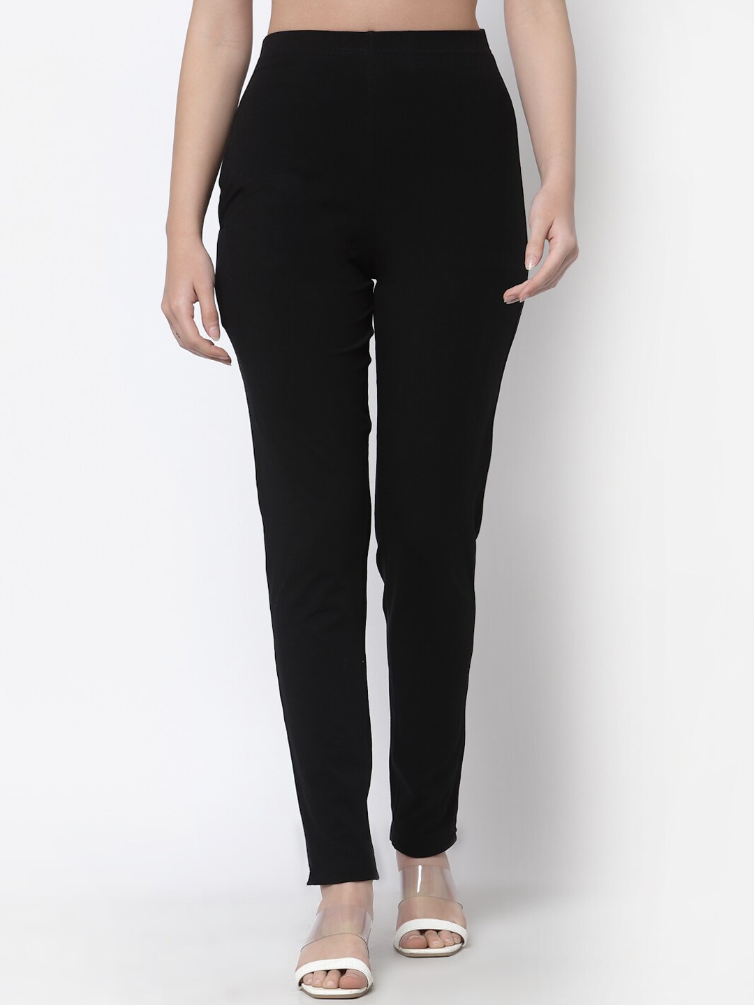 

Prag & Co Women Black Solid Regular Fit Cotton Track Pant