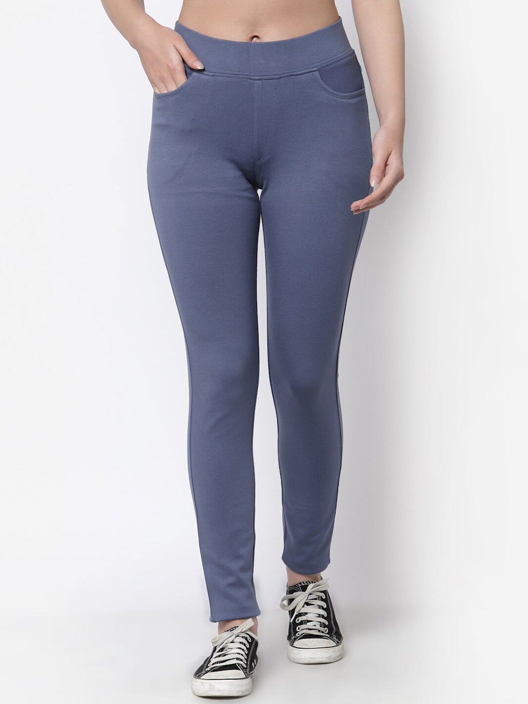 

Prag & Co Women Blue Solid Cotton Relaxed-fit Jeggings