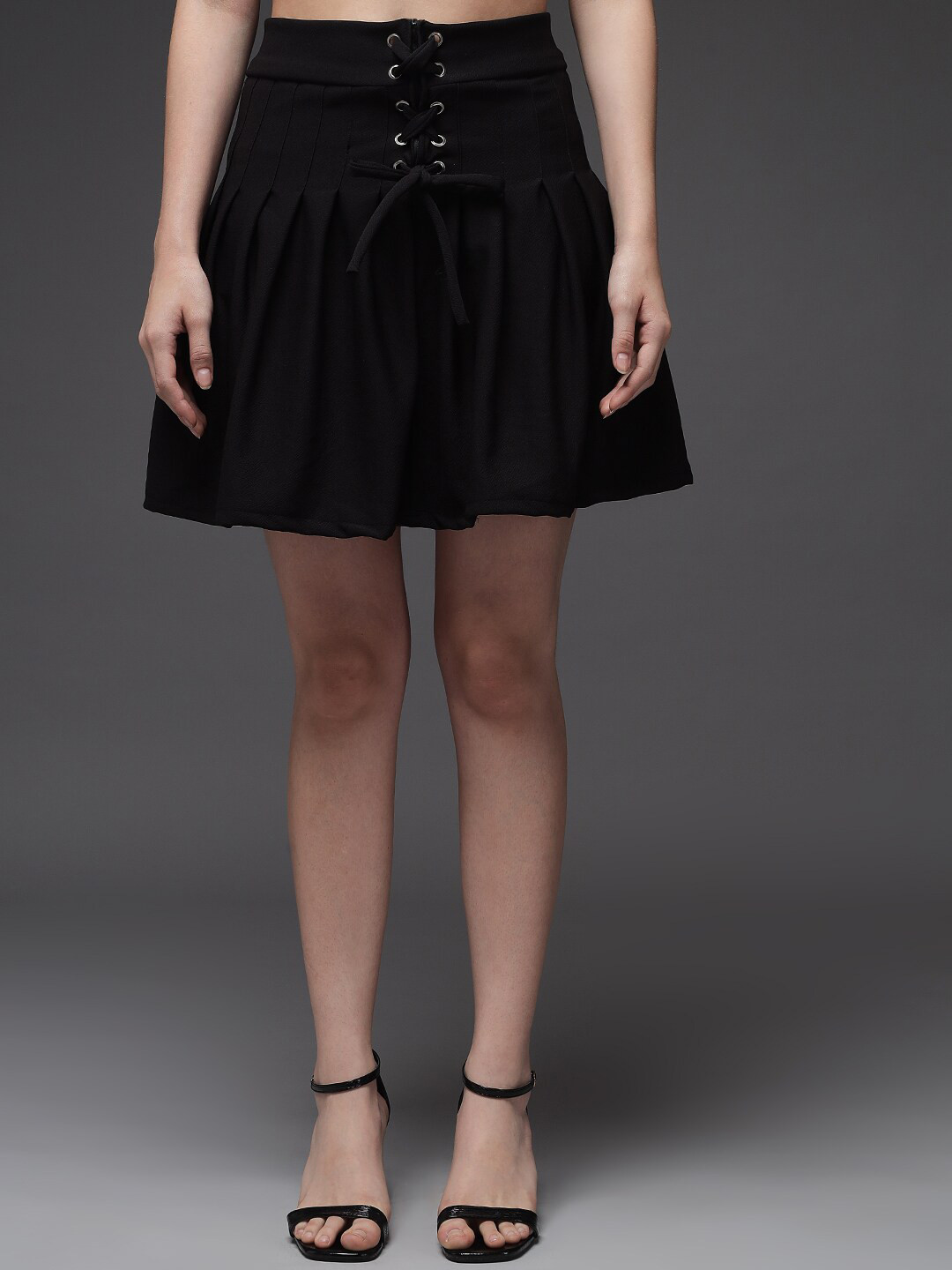 

Darzi Women Black Solid Flared Mini Skirt