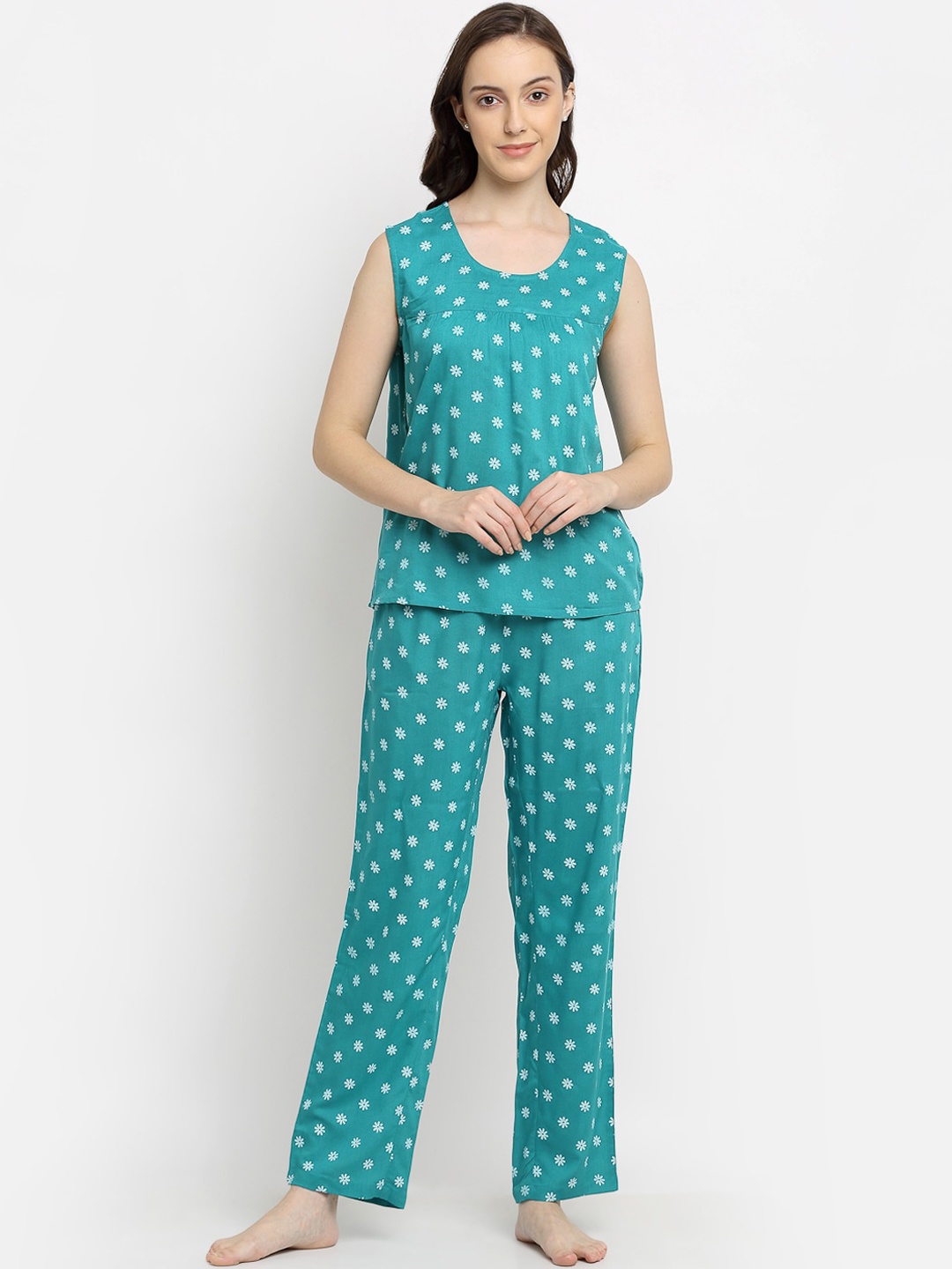 

Katn India Women Turquoise Blue & White Printed Night suit