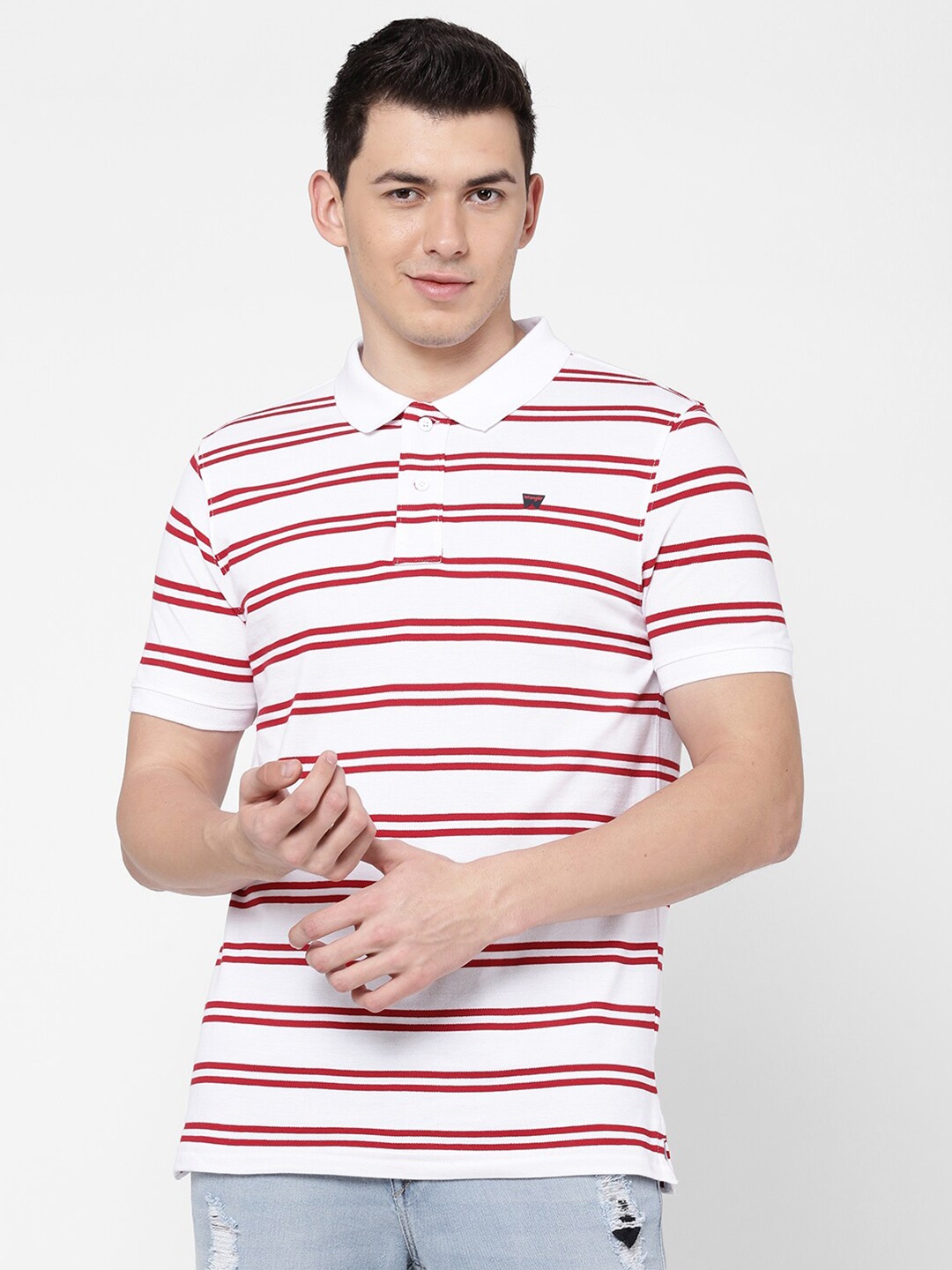 

Wrangler Men White & Red Striped Polo Collar T-shirt