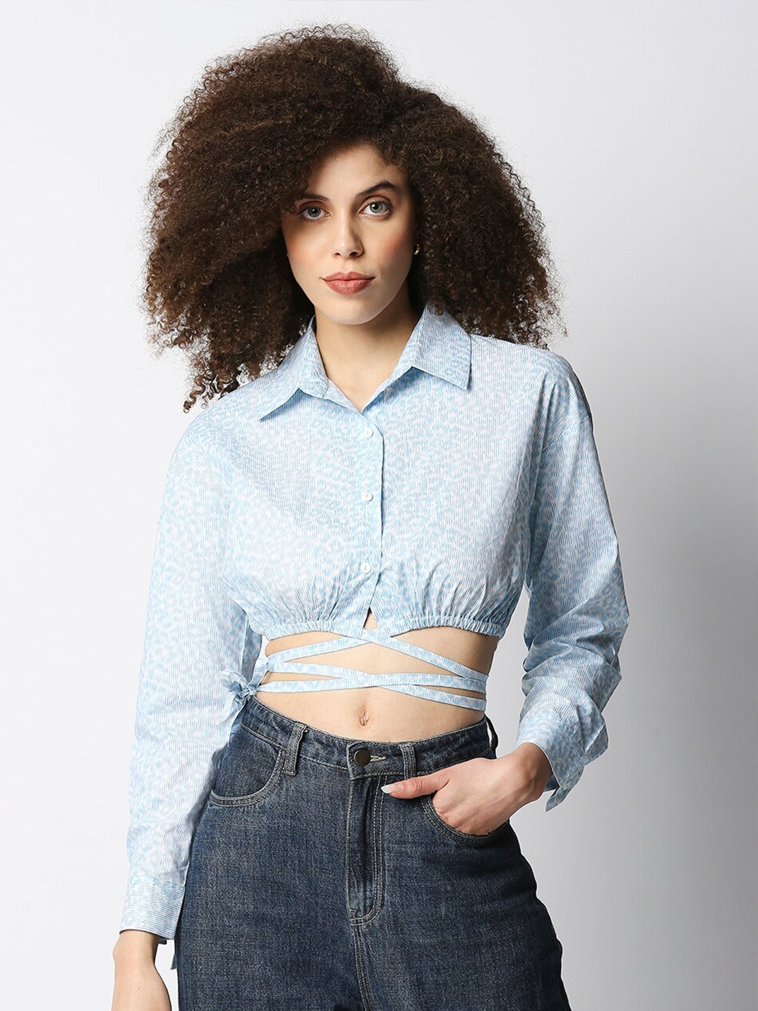 

Disrupt Women Blue Comfort Boxy Printed Crop Cotton Casual Shirt