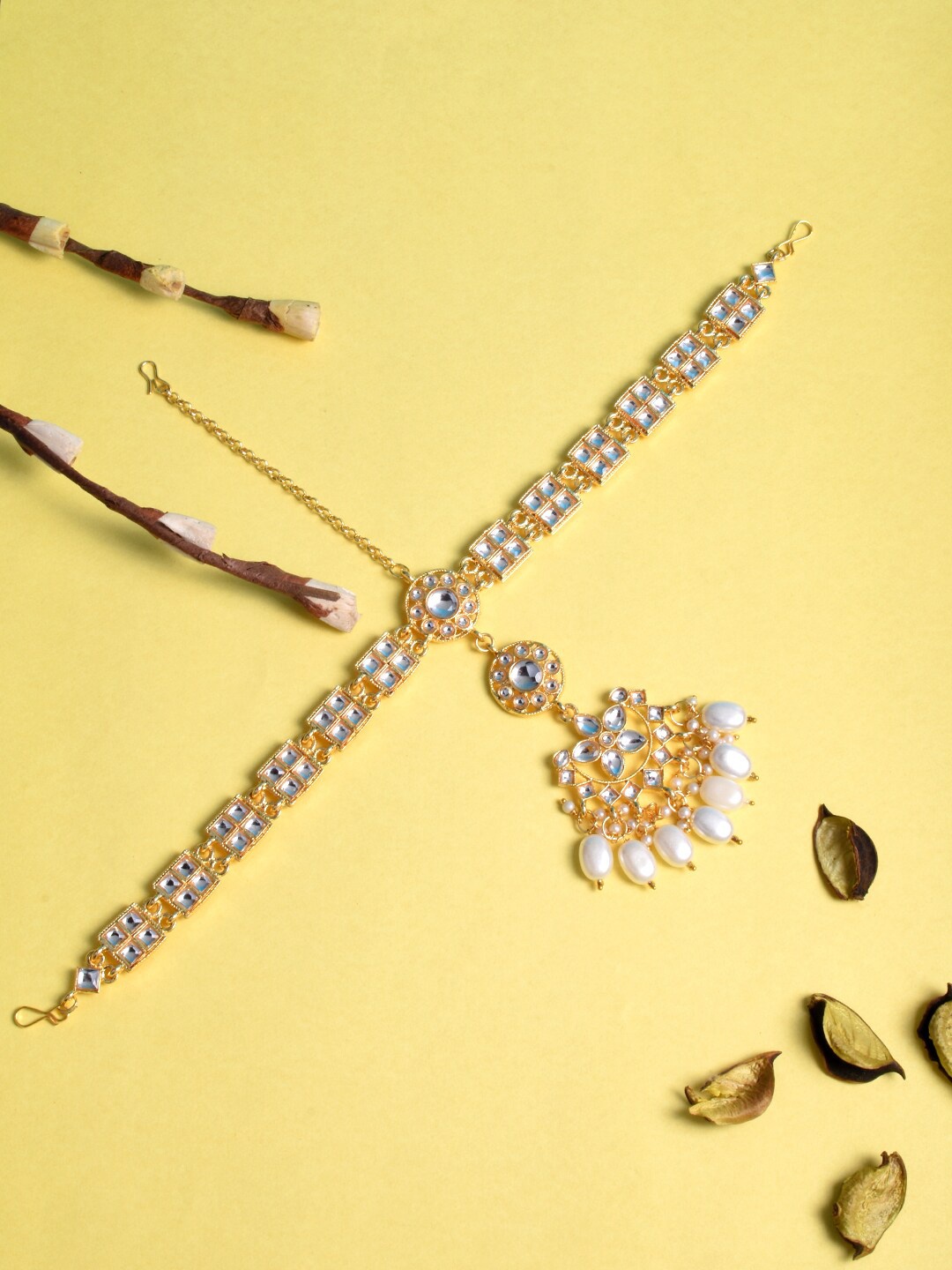 

STEORRA JEWELS Women Gold-Plated White Kundan Stone-Studded Matha patti