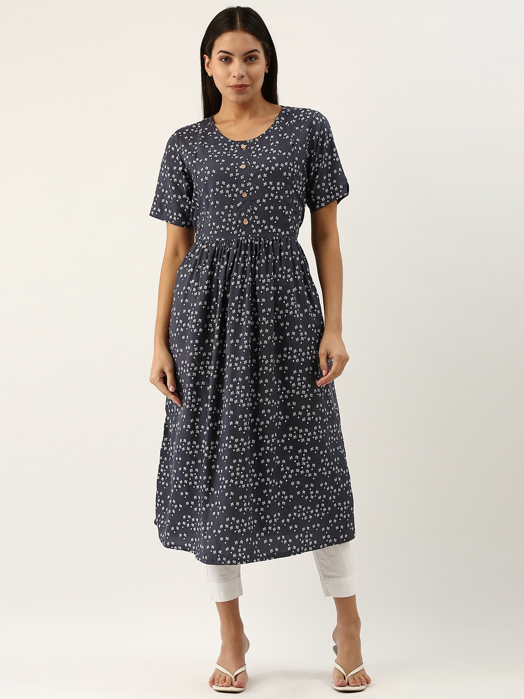 

Nejo Women Charcoal Grey & White Ethnic Motifs Printed Maternity Kurta