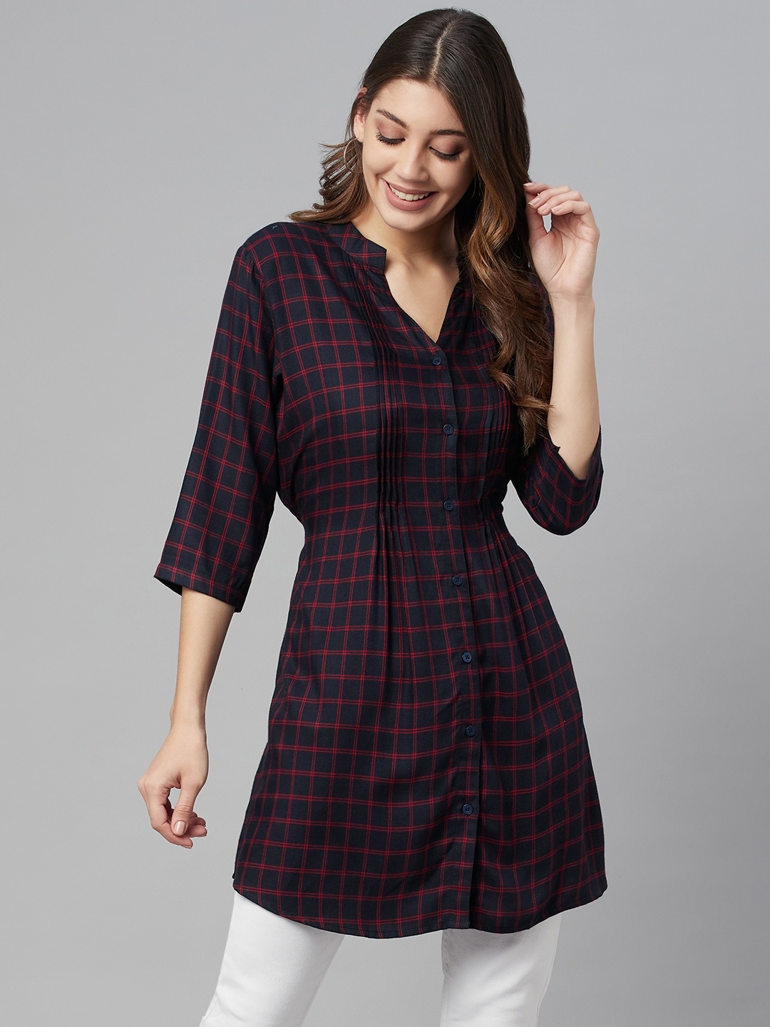 

One Femme Women Navy Blue & Red Checked Pure Cotton Tunic