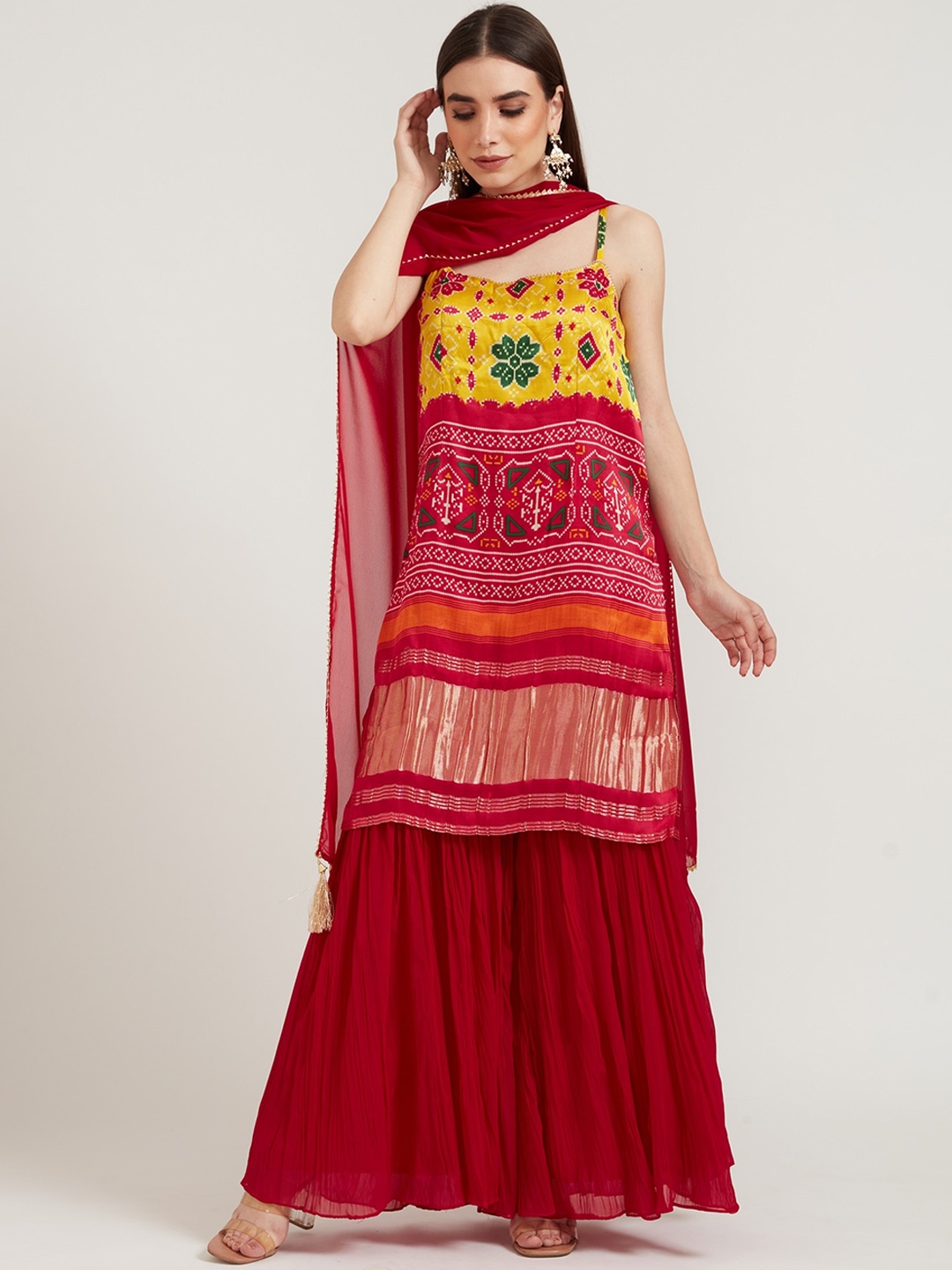 

Neerus Women Red Floral Printed Kurta with Sharara & With Dupatta